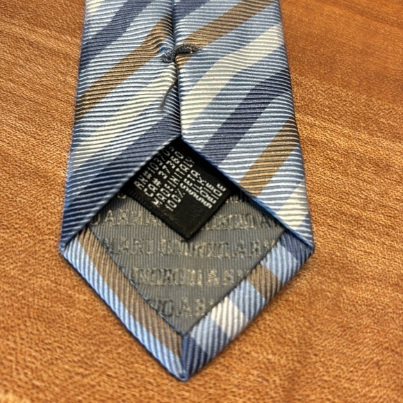 Giorgio Armani 100% Silk Diagonal Striped Necktie Blue White & Tan - Picture 4 of 5